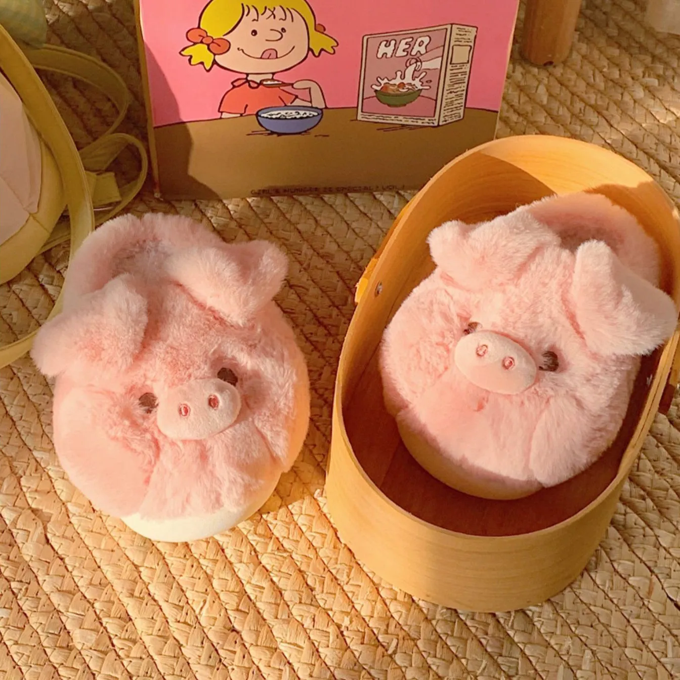 Cute Pink Pig Plush Slippers