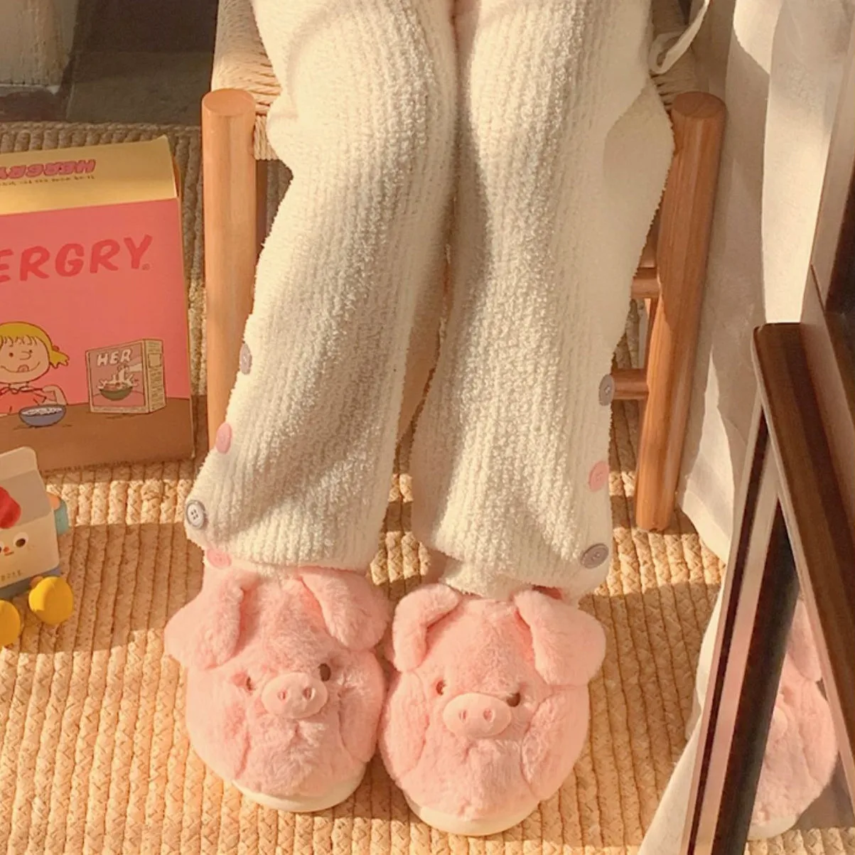 Cute Pink Pig Plush Slippers