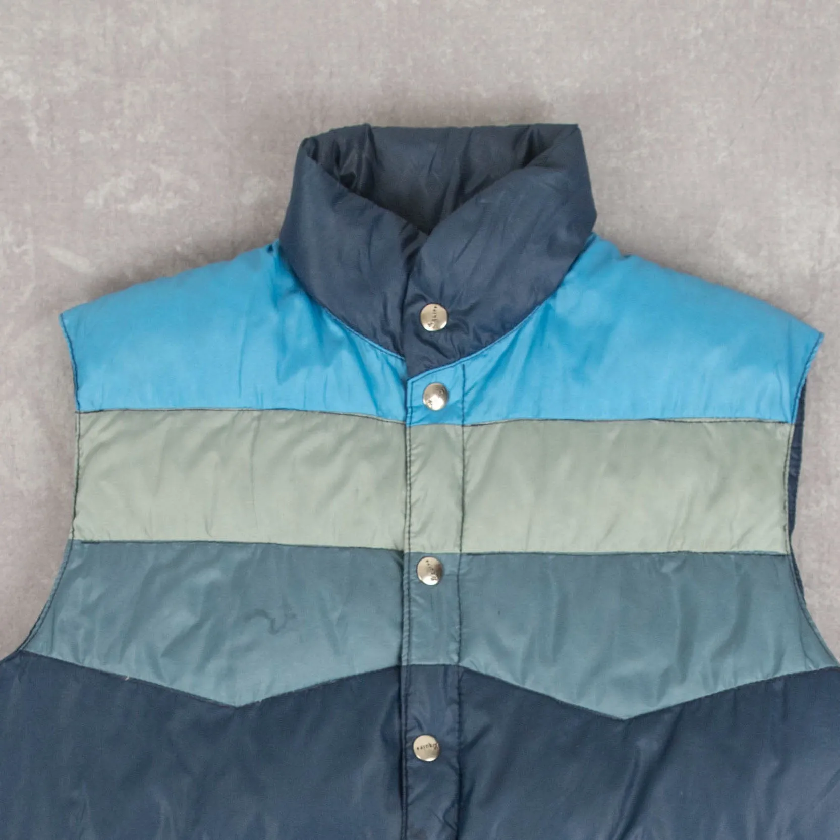 WOMEN'S VINTAGE 1980S PUFFER GILET JACKET - LARGE